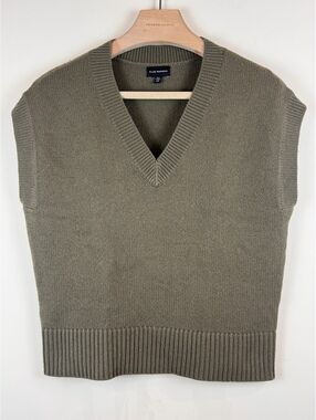 Club Monaco Relaxed Wool Sweater Vest Army Green V Neck Oversized Size S